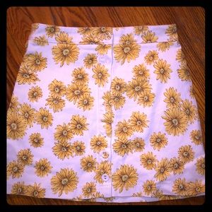 ADORABLE floral skirt, size S